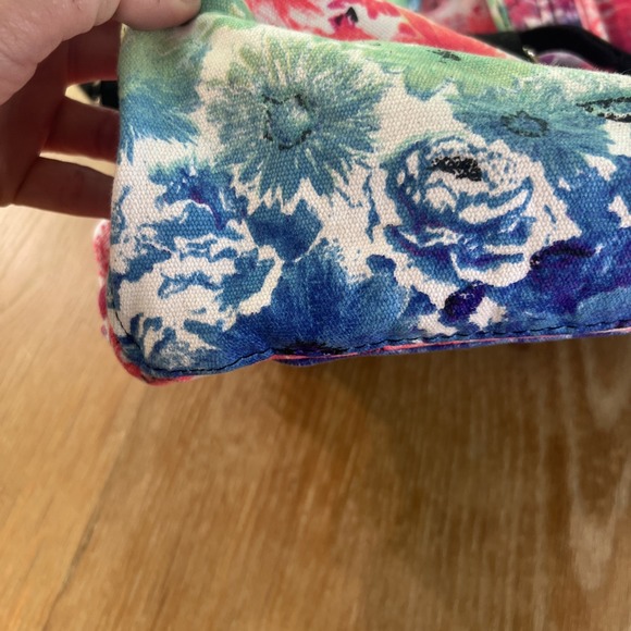 Victoria Secret PINK~Super‎ Cute Multi-Color Floral print Backpack Tie Dye - Picture 9 of 9